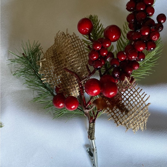 Lot of 5 9” Traditional Berry and Burlap Pine Picks with end Clip Beautiful - Picture 7 of 10